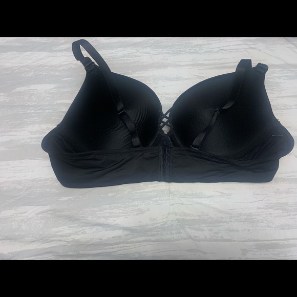 Ashley Graham Bra - Picture 3 of 3